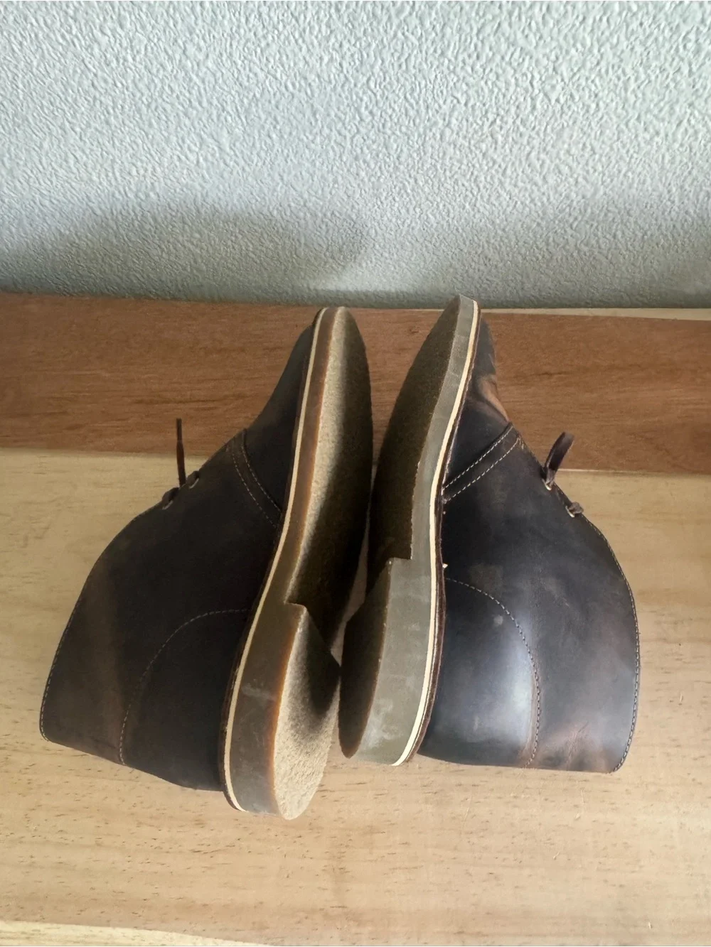 CLARKS Men's Leather shepton Boots In beeswax brown size 7.5